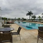 Flat Life Resort Com Vista Do Lago